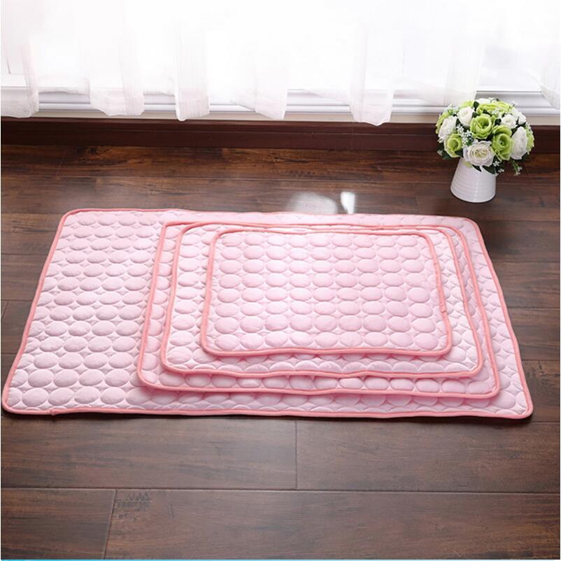 Ice Silk Cooling Pad for Dogs & Cats – Summer Nest Mat