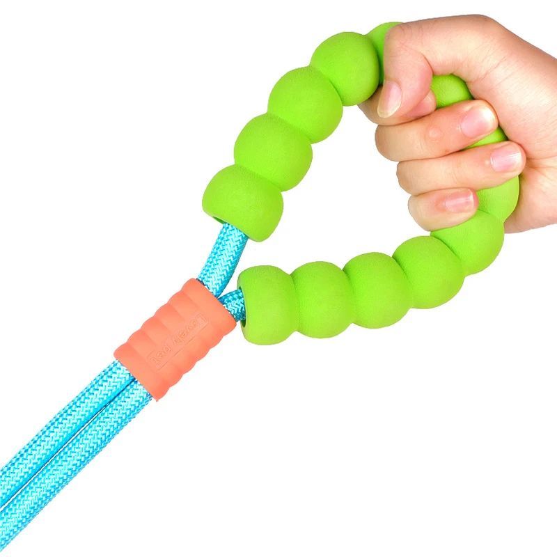 Dog Traction Rope Leash – Anti-Slip with Comfortable Foam Handle