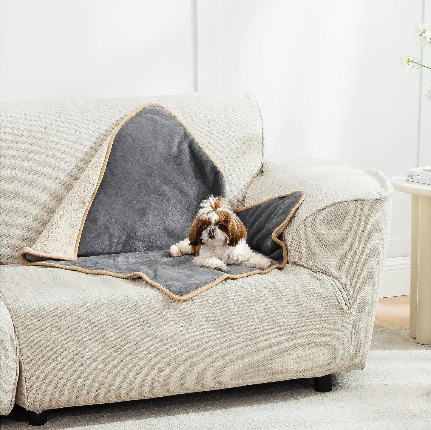 Waterproof Pet Blanket – Thick Flannel Sherpa Mat