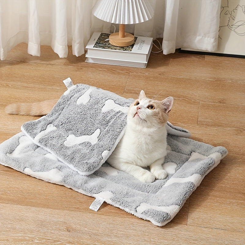 Self-Warming Pet Bed Mat – Reversible Fleece Crate Pad