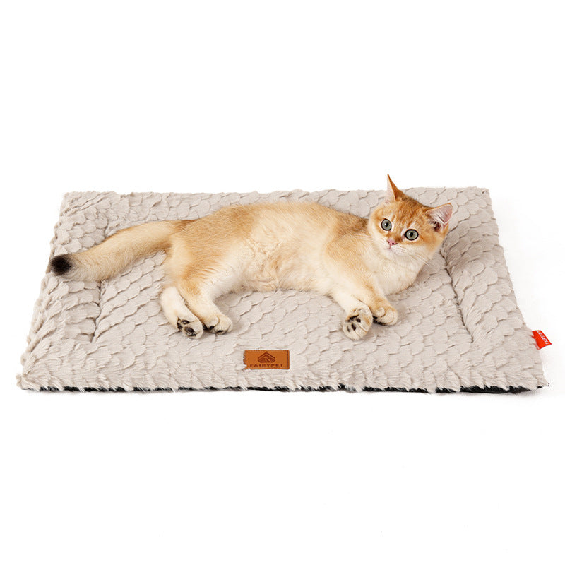 PV Wool Pet Cushion – Fish Scale Pattern Bed for Cats & Dogs