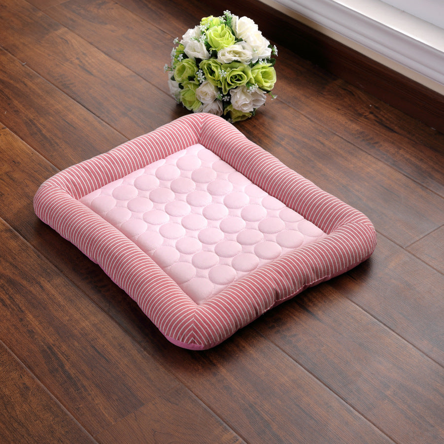 Dog Cooling Mat – Lightweight Washable Summer Sleeping Pad for Pets