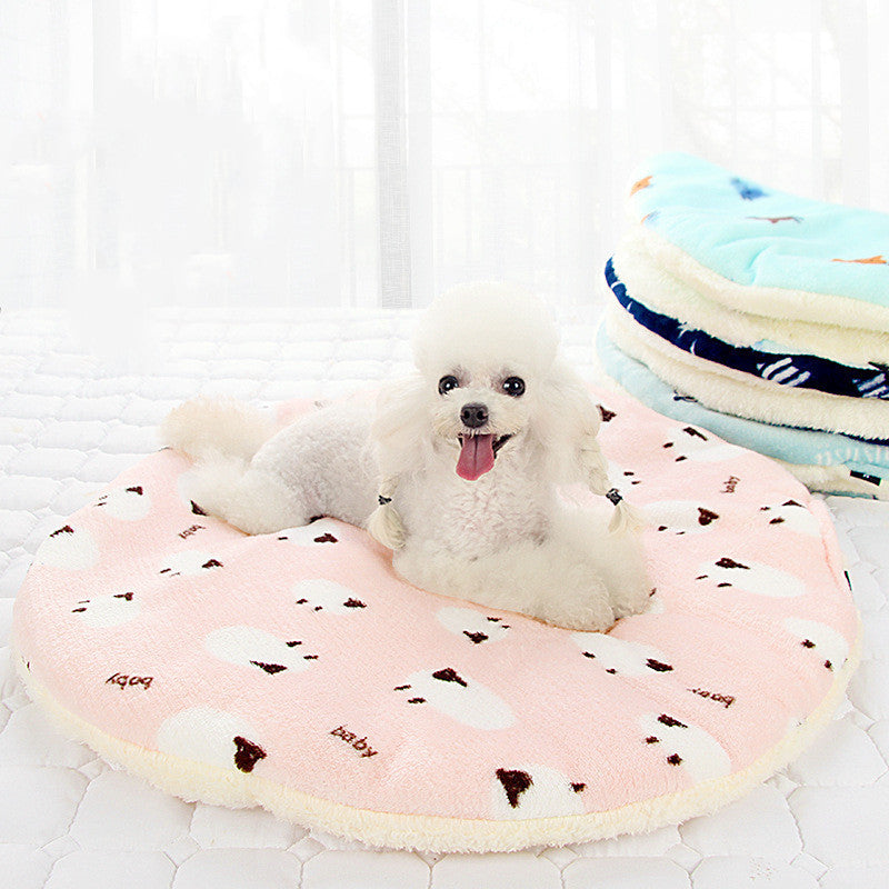 All-Season Pet Mat & Dog Bed – Washable Non-Slip Sleeping Pad