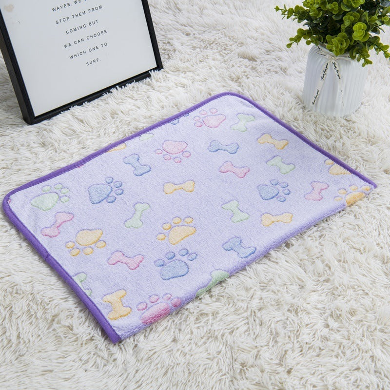 Flannel Pet Blanket – Warm Autumn & Winter Dog & Cat Floor Mat