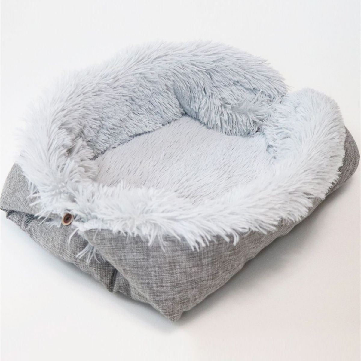 Self-Heating Pet Blanket Bed – Warm Fluffy Pad for Cats & Dogs