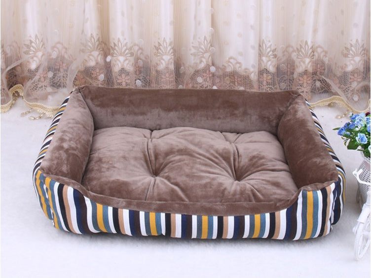 Teddy Cat Litter Enclosed Pet Toilet with Low Tracking and Odor Control