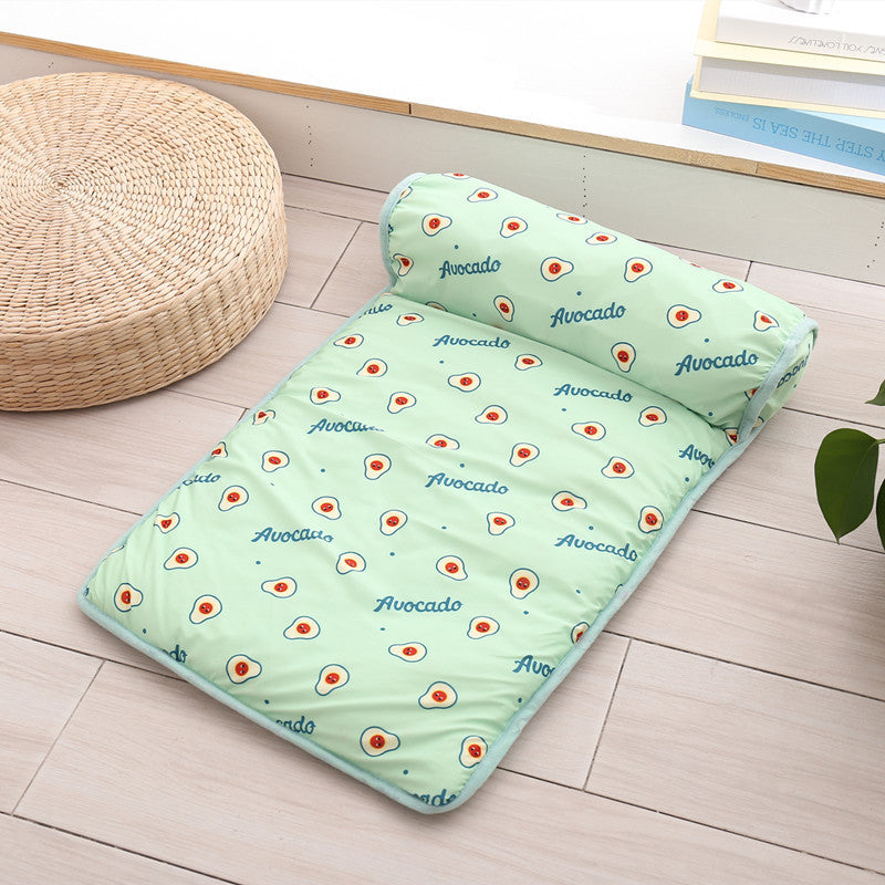Portable Dog Cooling Mat – Breathable Ice Silk Summer Bed for Pets