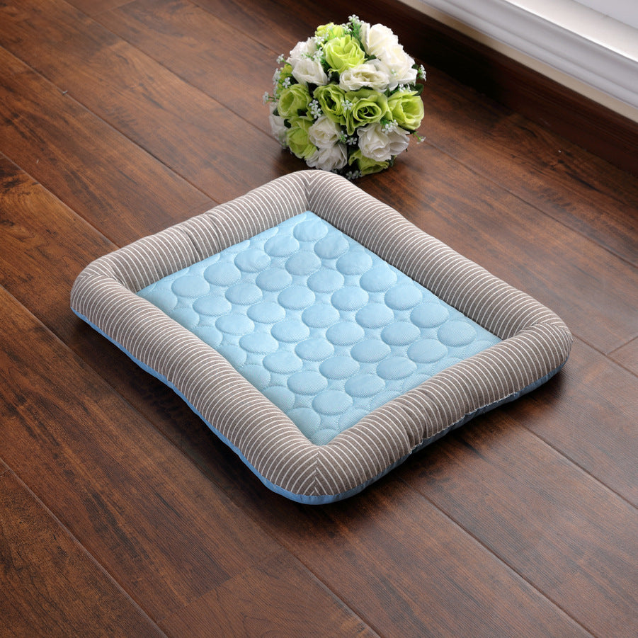 Dog Cooling Mat – Lightweight Washable Summer Sleeping Pad for Pets
