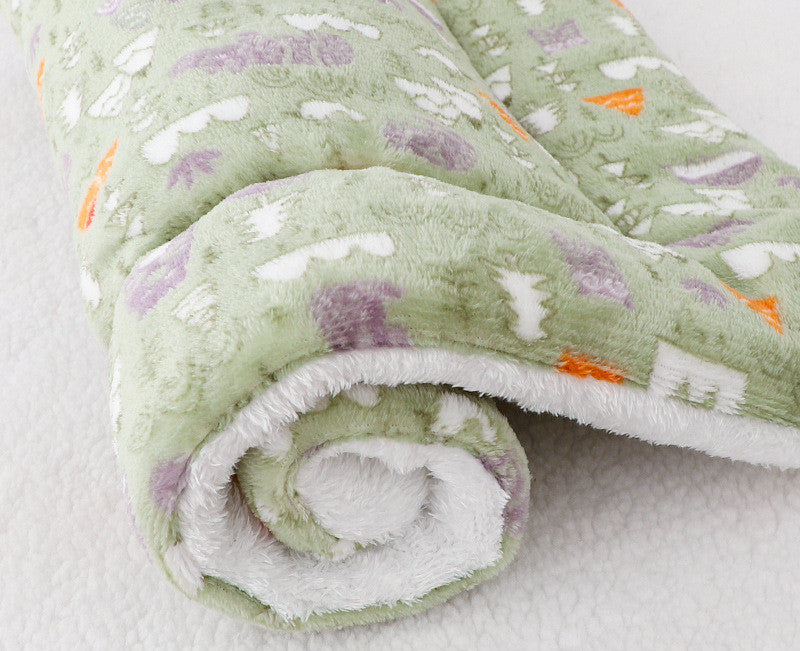 Padded Warm Pet Mat – Soft Winter Dog Sleeping Cushion