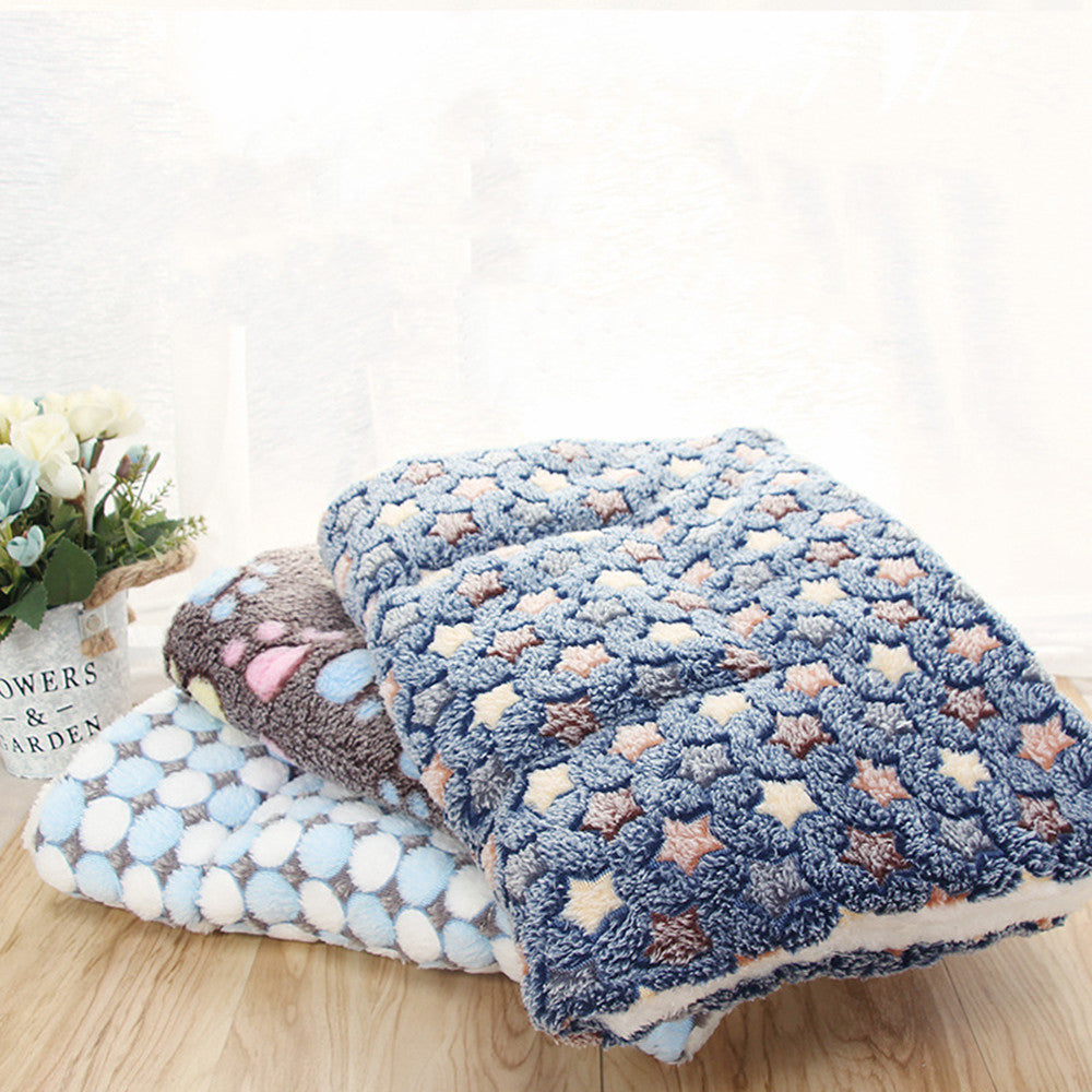 Padded Warm Pet Mat – Soft Winter Dog Sleeping Cushion