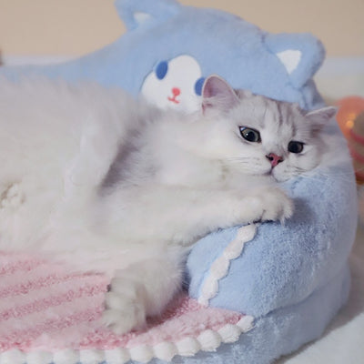 Winter Pet Bed Cat Sleeping Nest Warm Dog and Cat House for Indoor Use