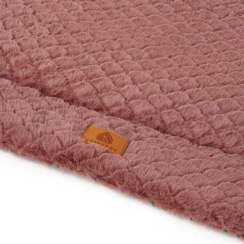 PV Wool Pet Cushion – Fish Scale Pattern Bed for Cats & Dogs