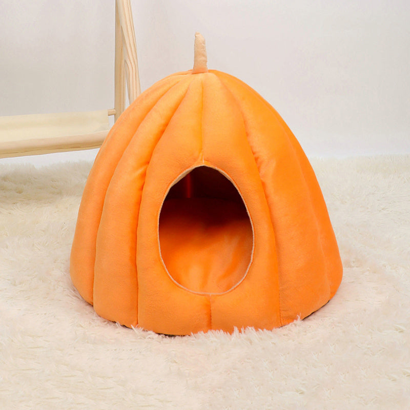 Enclosed Winter Pet Bed – Warm Cozy Nest for Cats & Dogs
